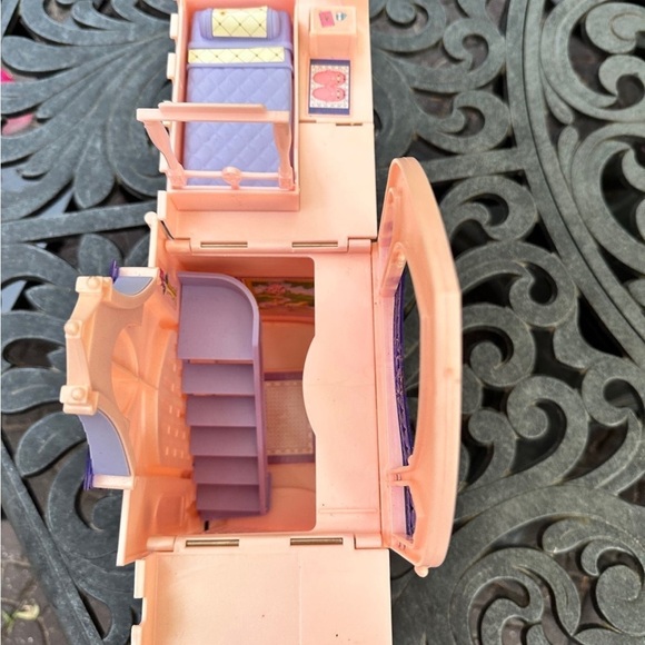 Toys | Vintage 200 Mattel Kelly Princess Palace Barbie Pink Castle ...